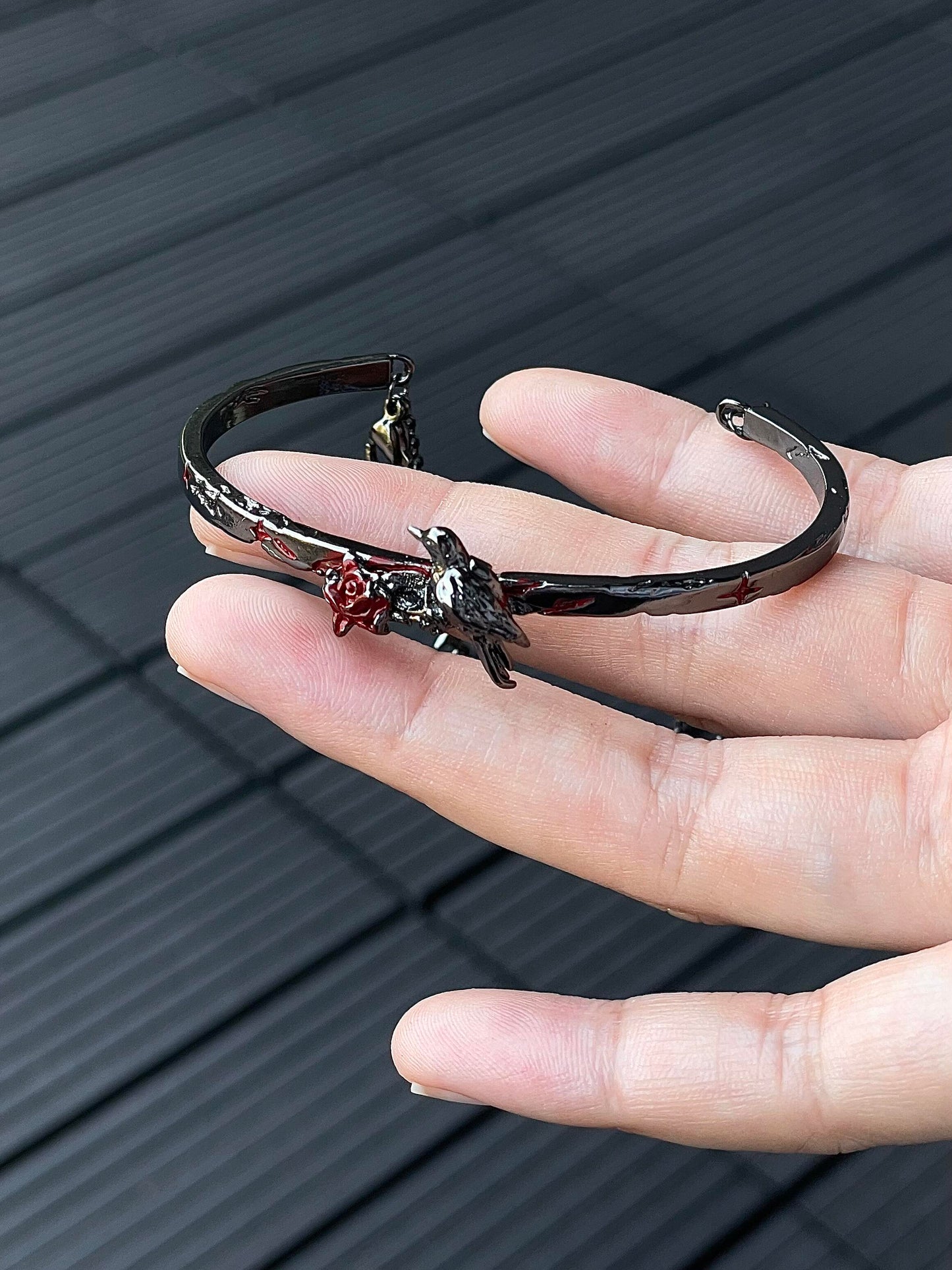 Ravens Garden Bangle Bracelet