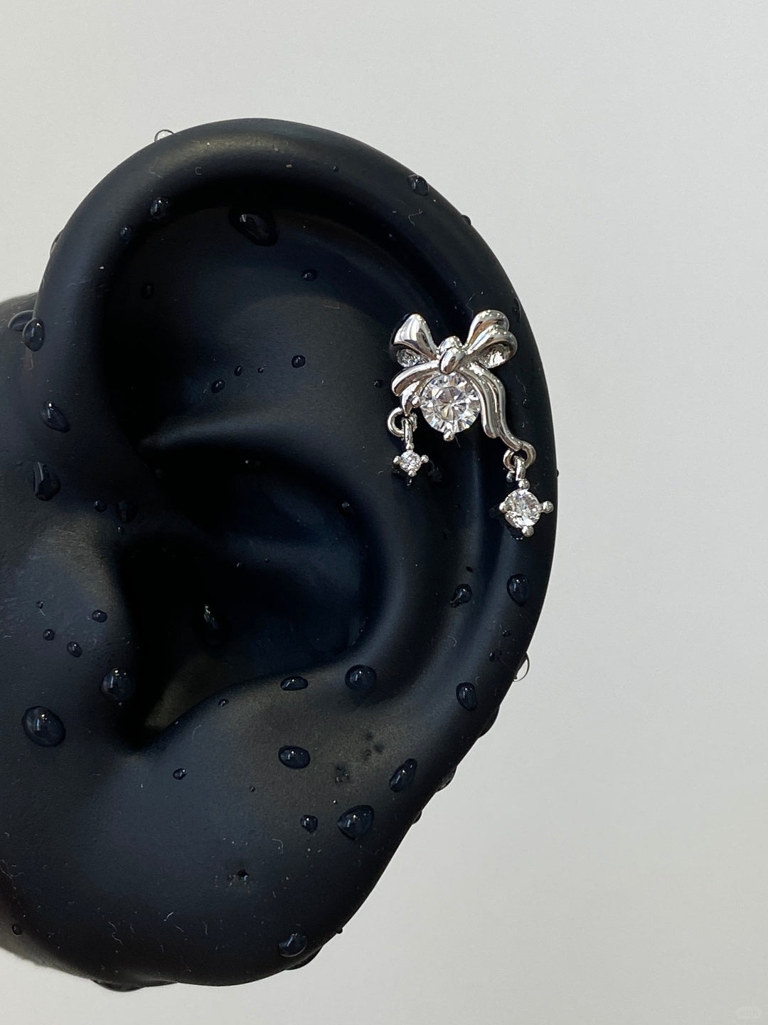 Sugarbow Helix earrings