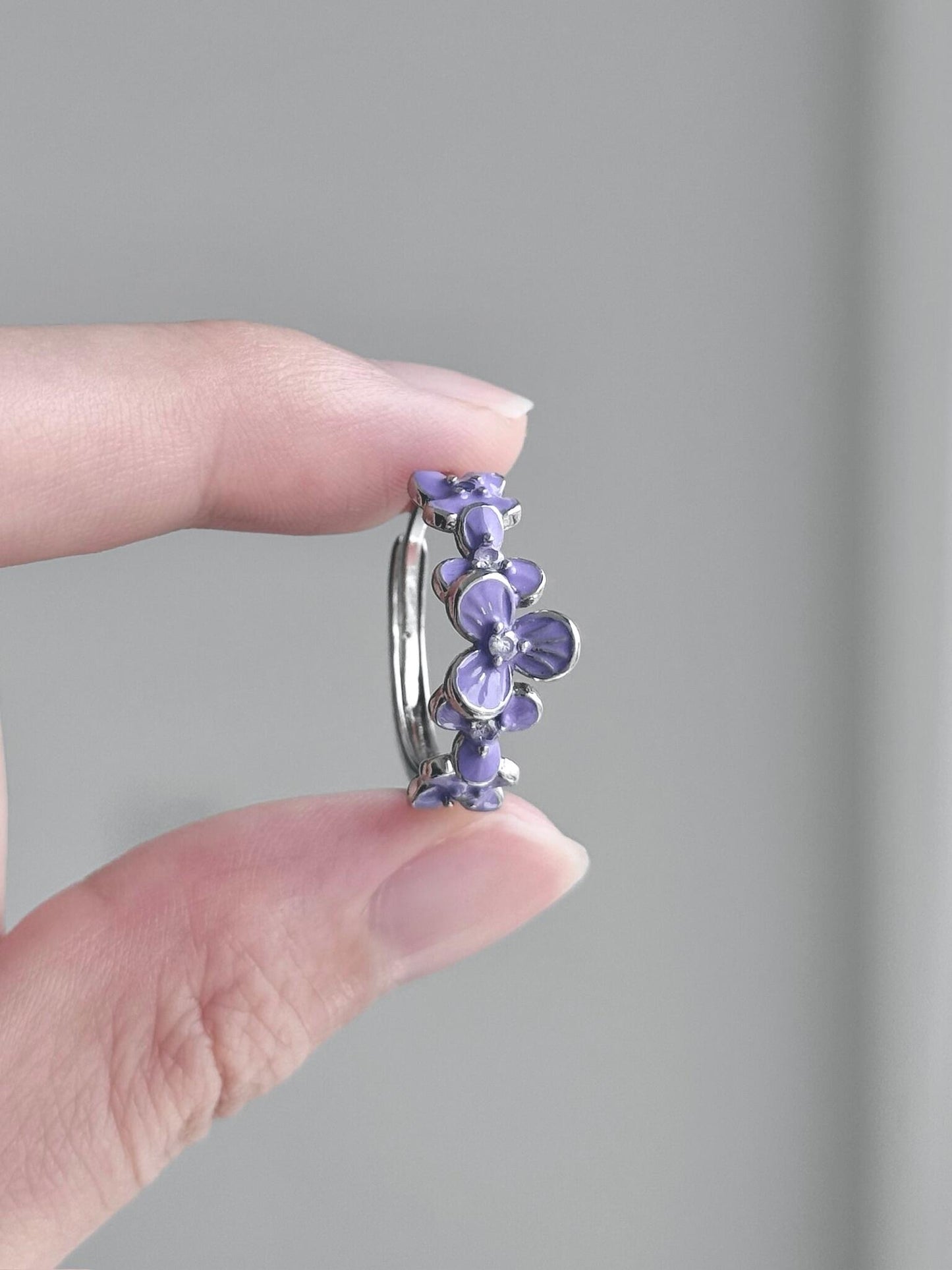 Violet Flowers Adjustable Ring