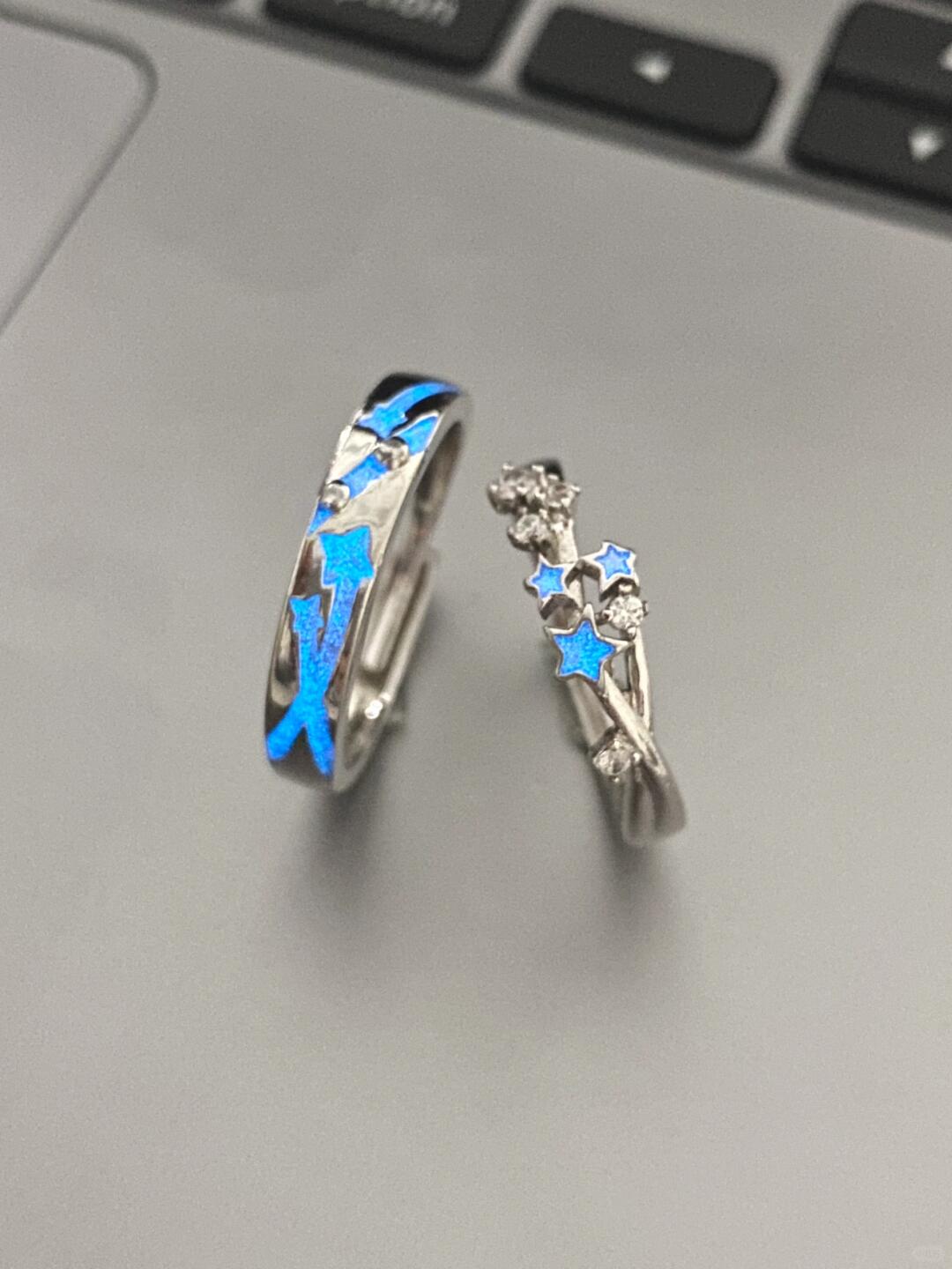 Star Streaks Adjustable Rings