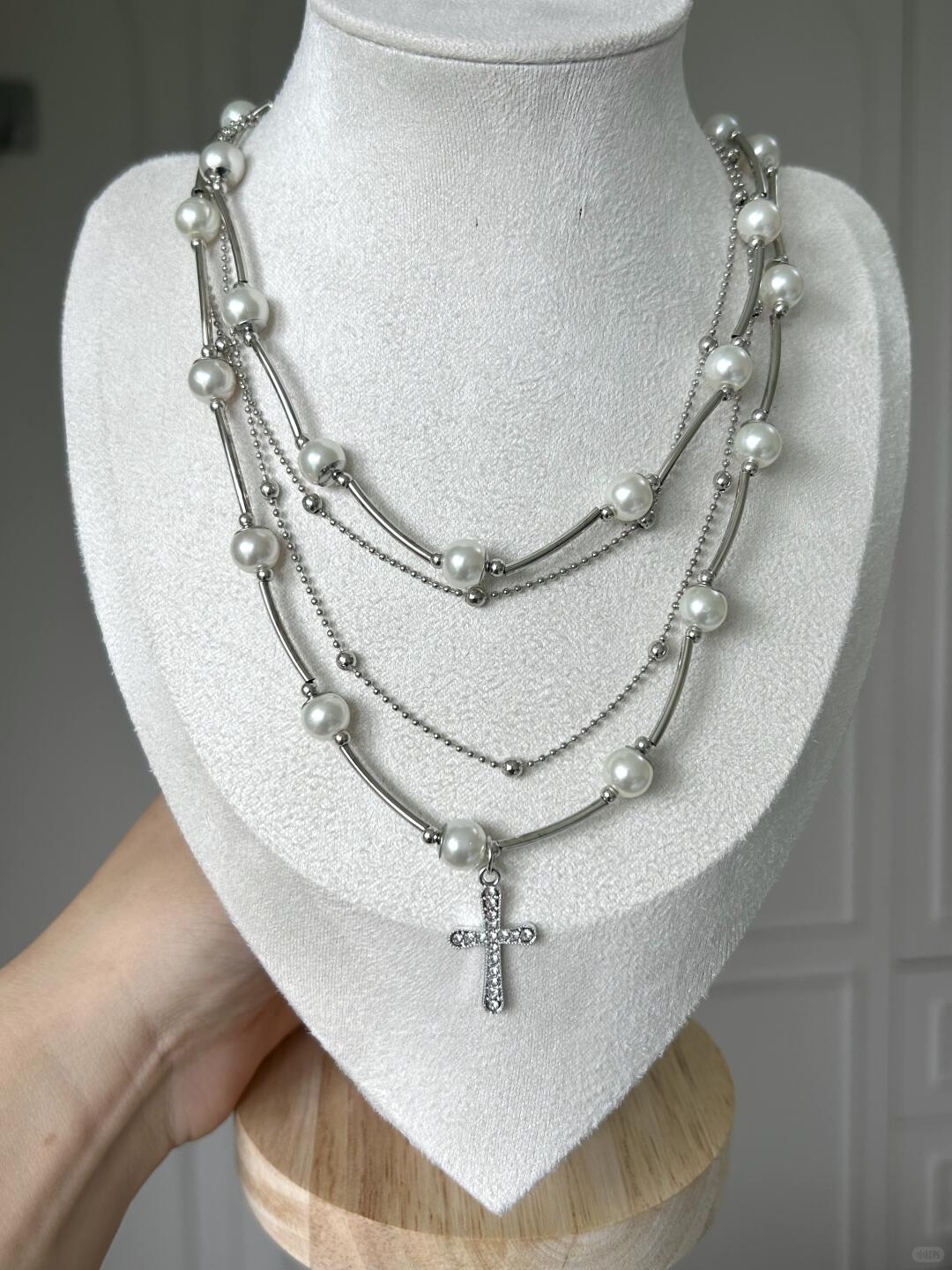 Pearl Bloom Necklace