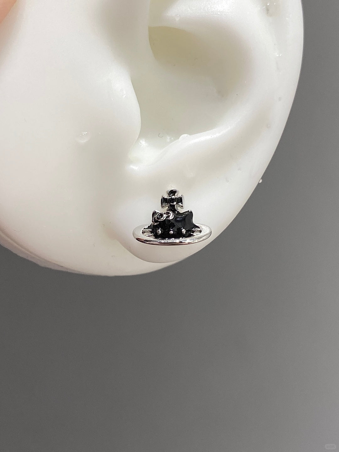 3D Saturn Kitty Helix Earrings