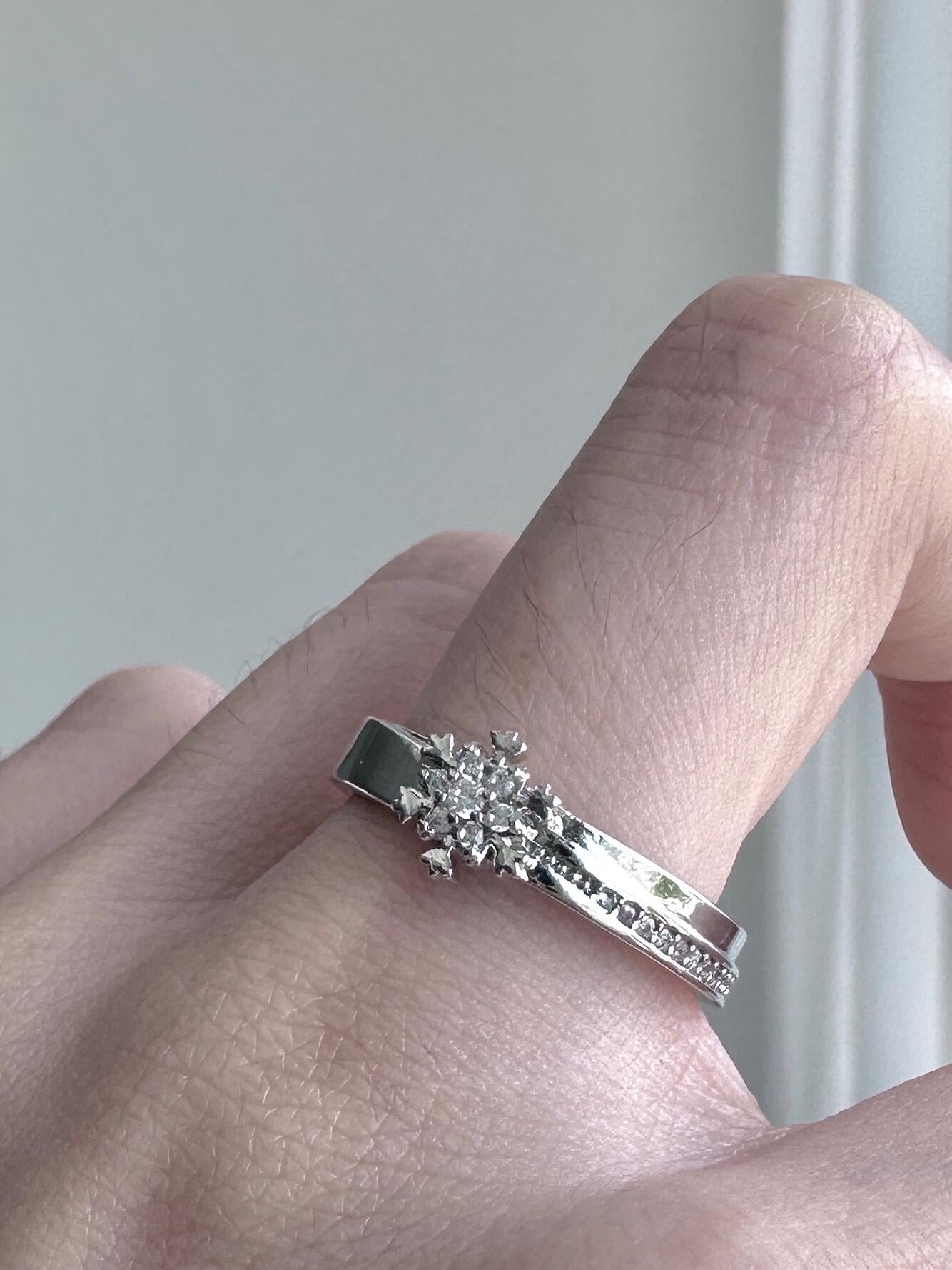 Snowflake Bloom Adjustable Ring