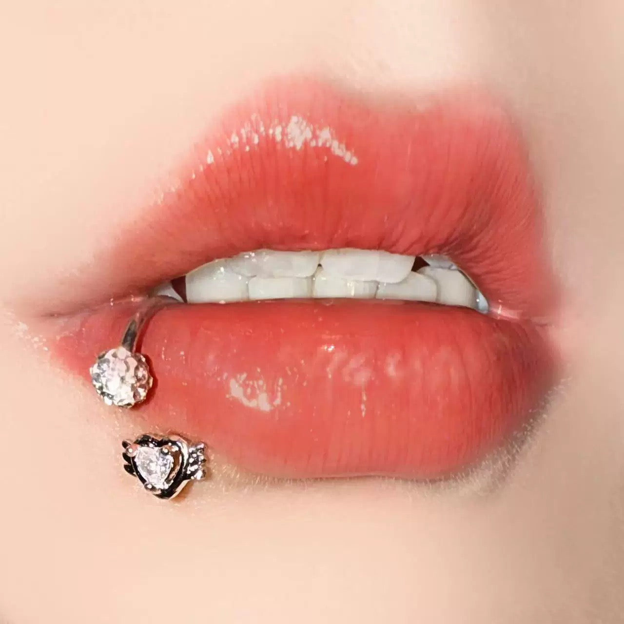 Aerolove Snakebite Lip-Ring