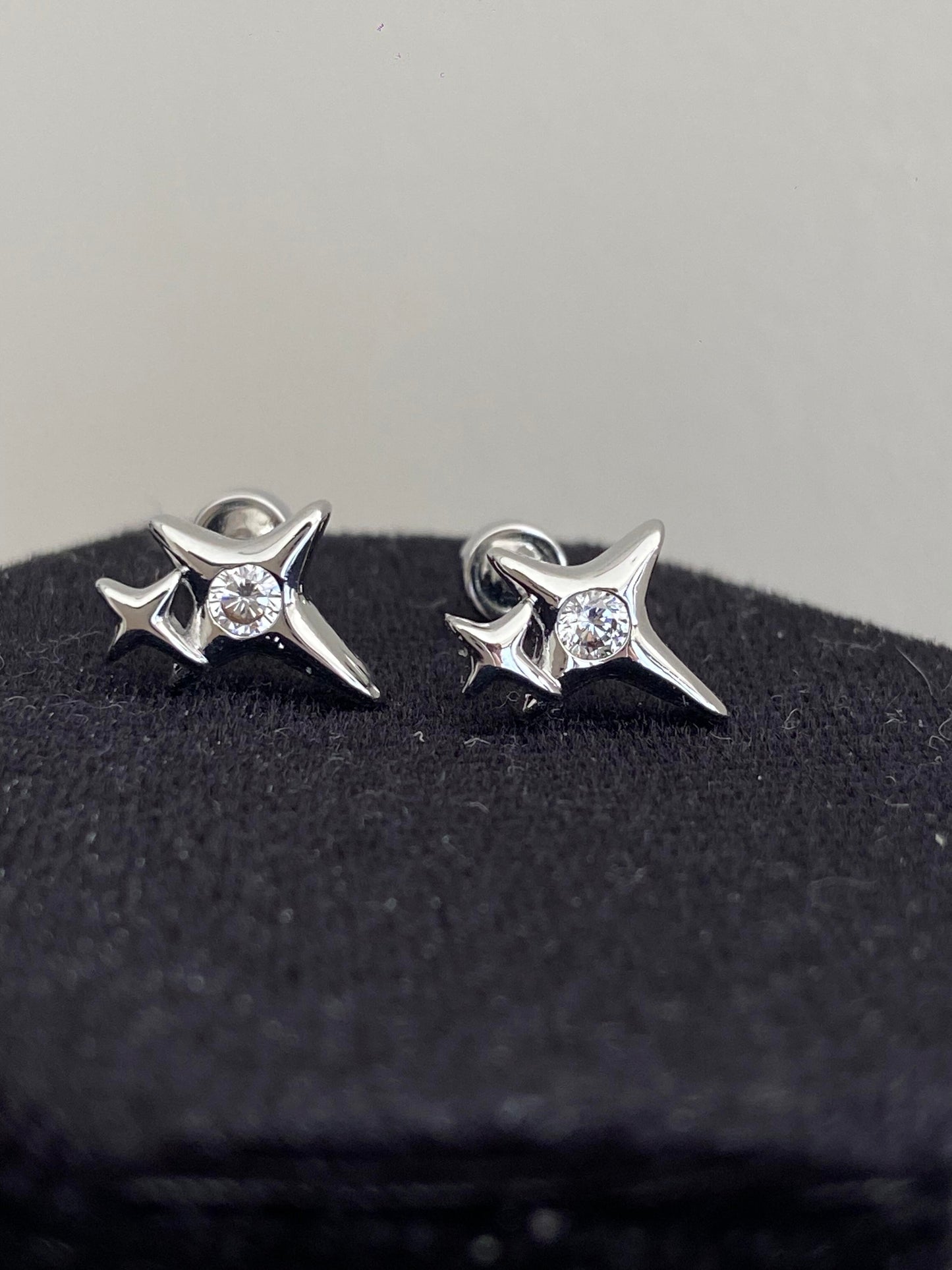 Echo Stars Helix Earrings