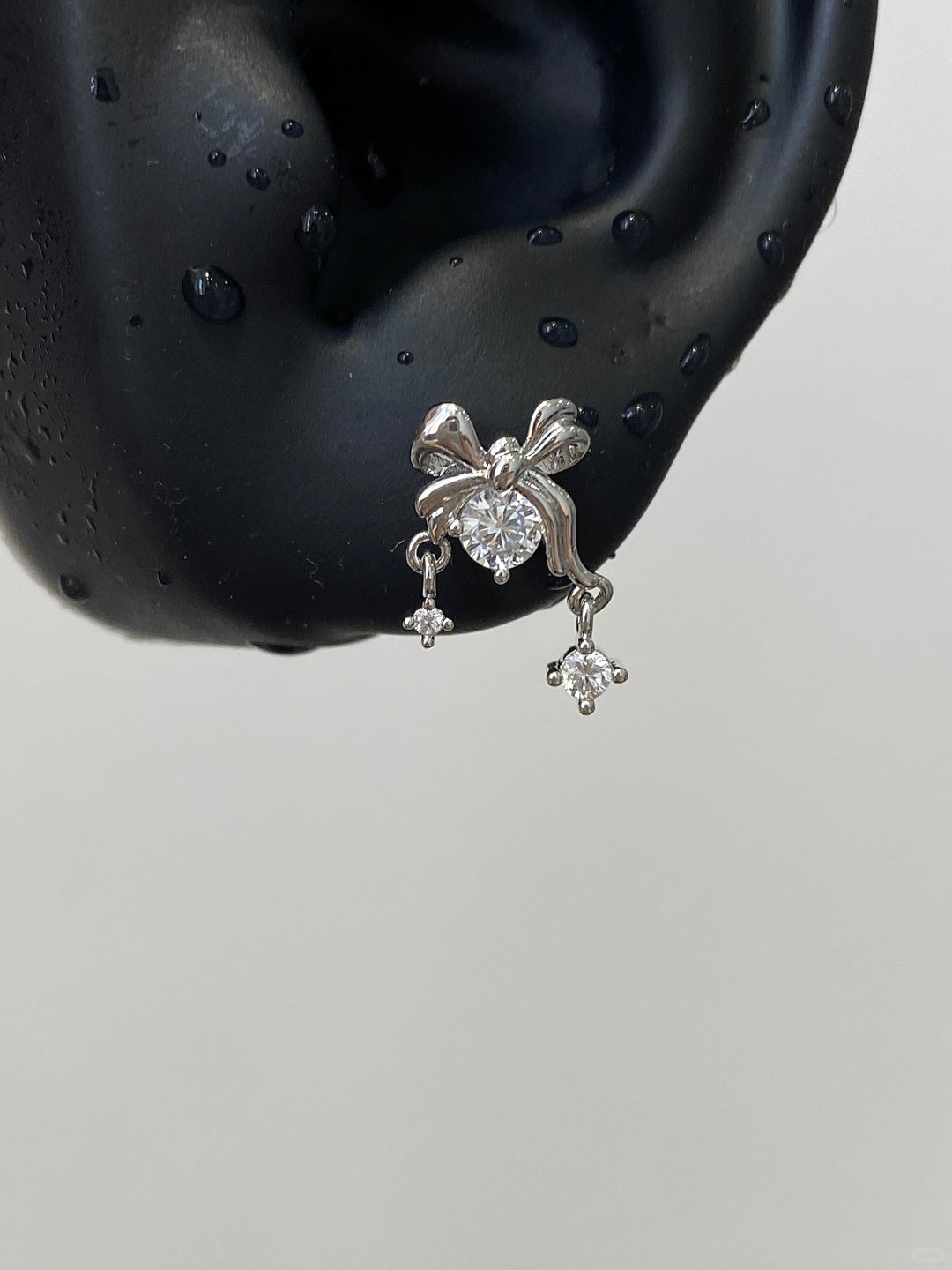 Sugarbow Helix earrings