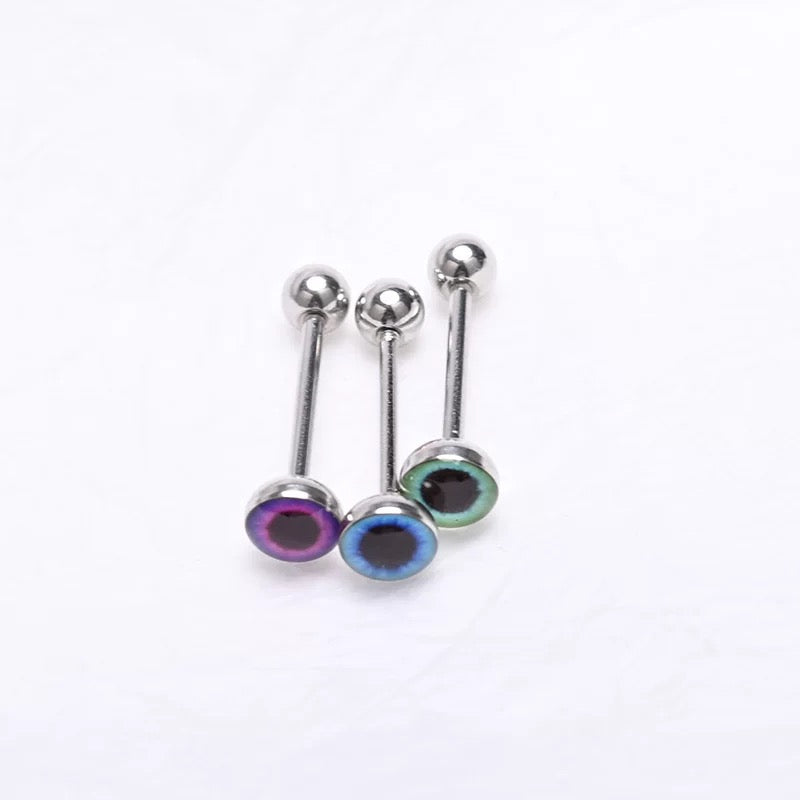 Iris Gaze Tongue Bar