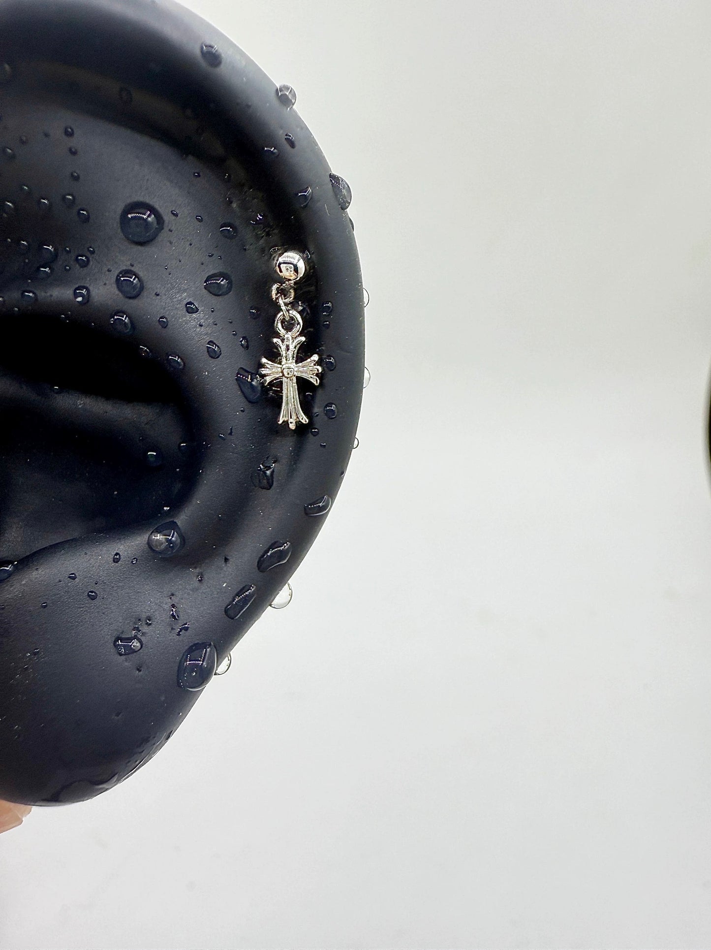 Nocturne Cross Helix earring