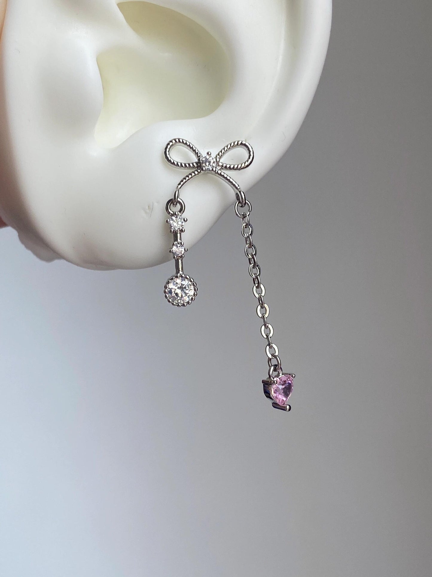 Ribbons Kiss Helix Earrings