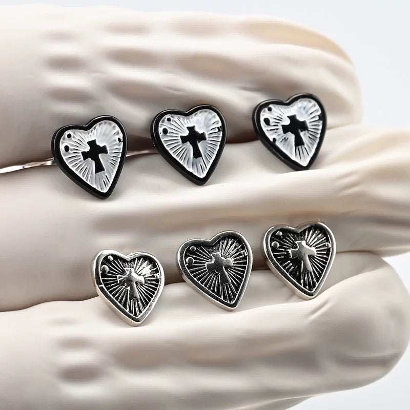 Steel Heart Tongue Bar