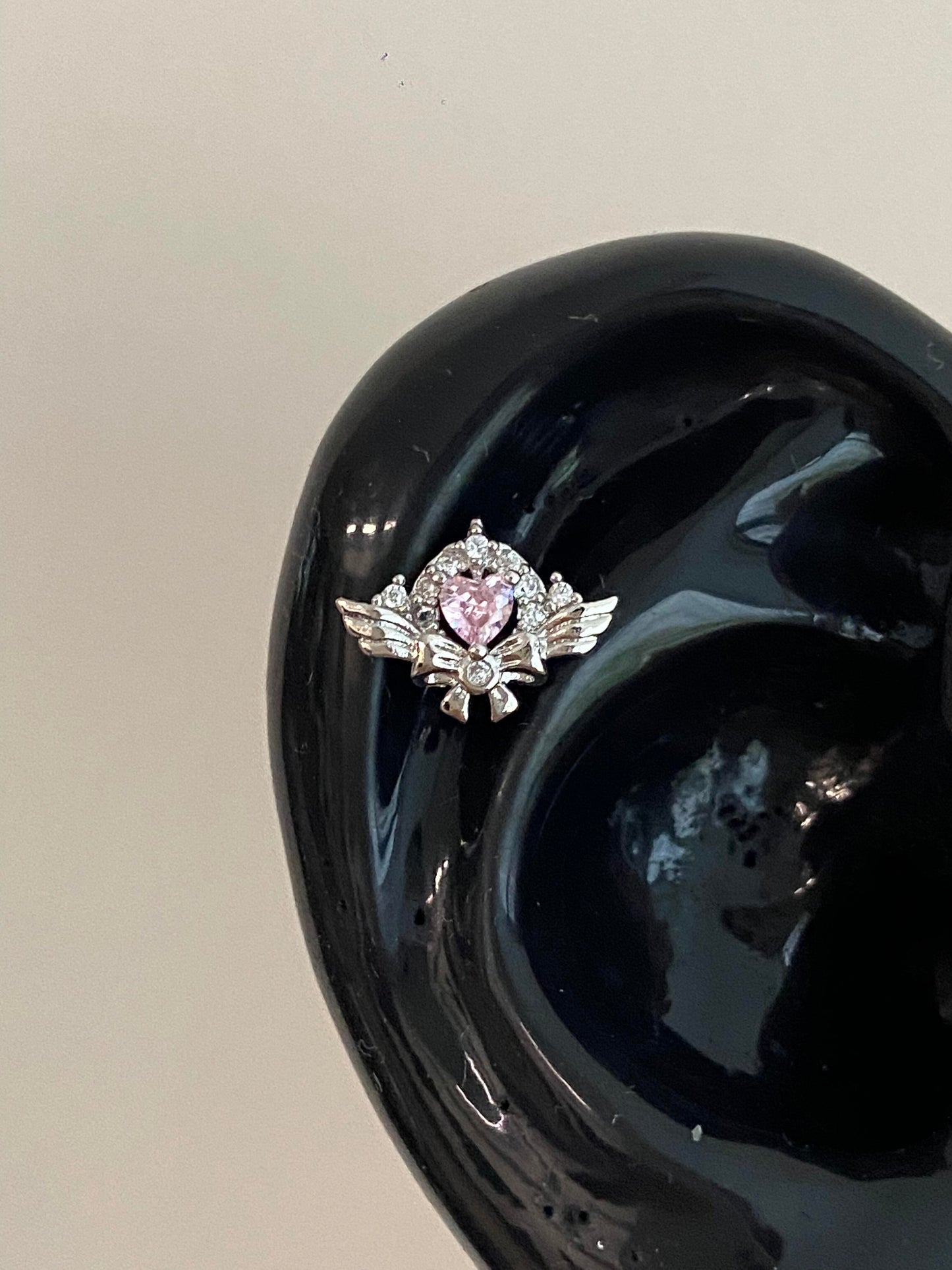 Heart Crest Helix Earrings