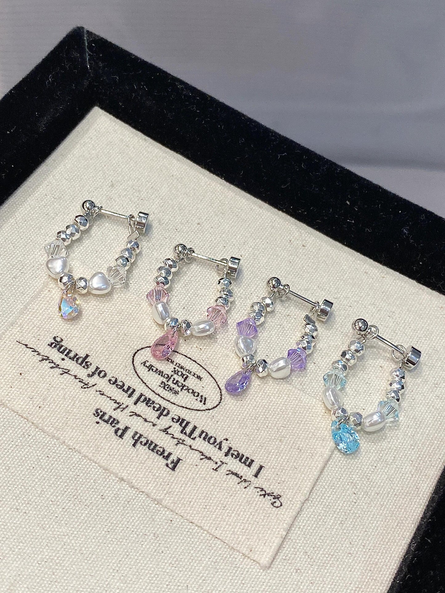 Fleur Beads Conch Earrings