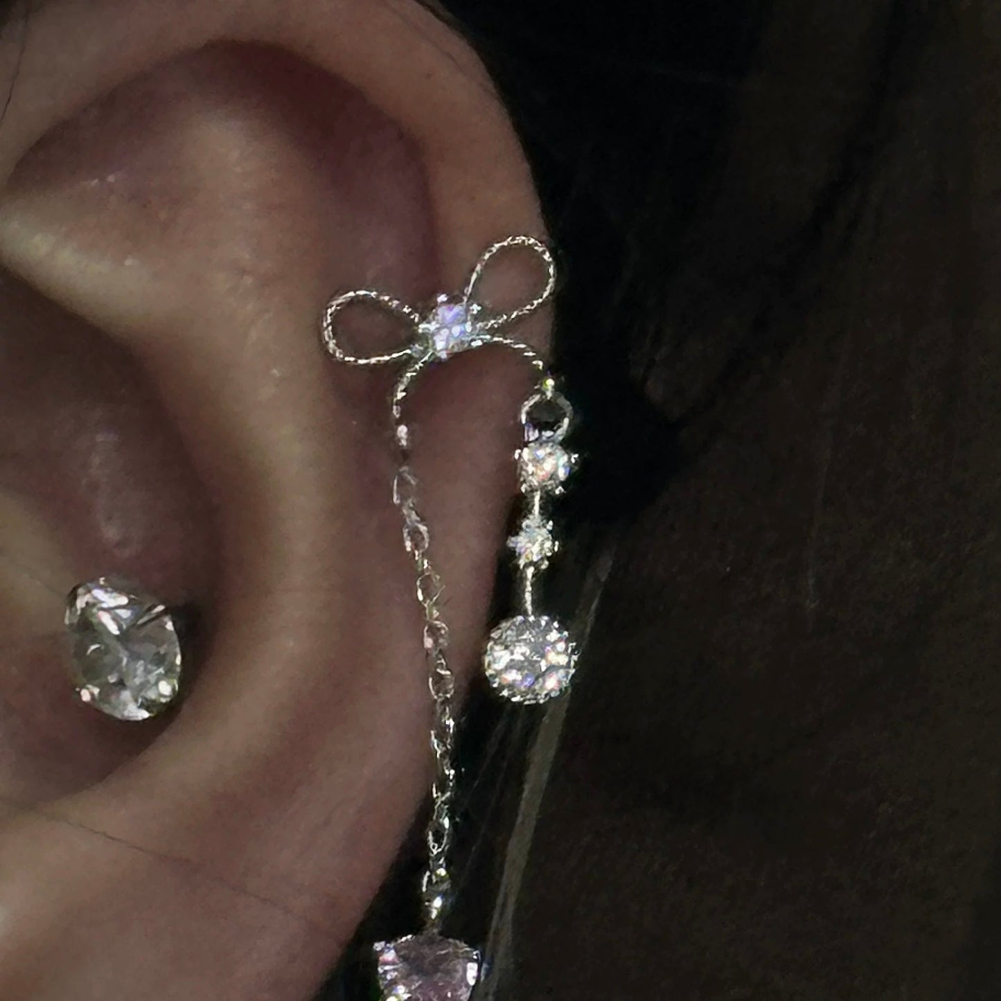 Ribbons Kiss Helix Earrings
