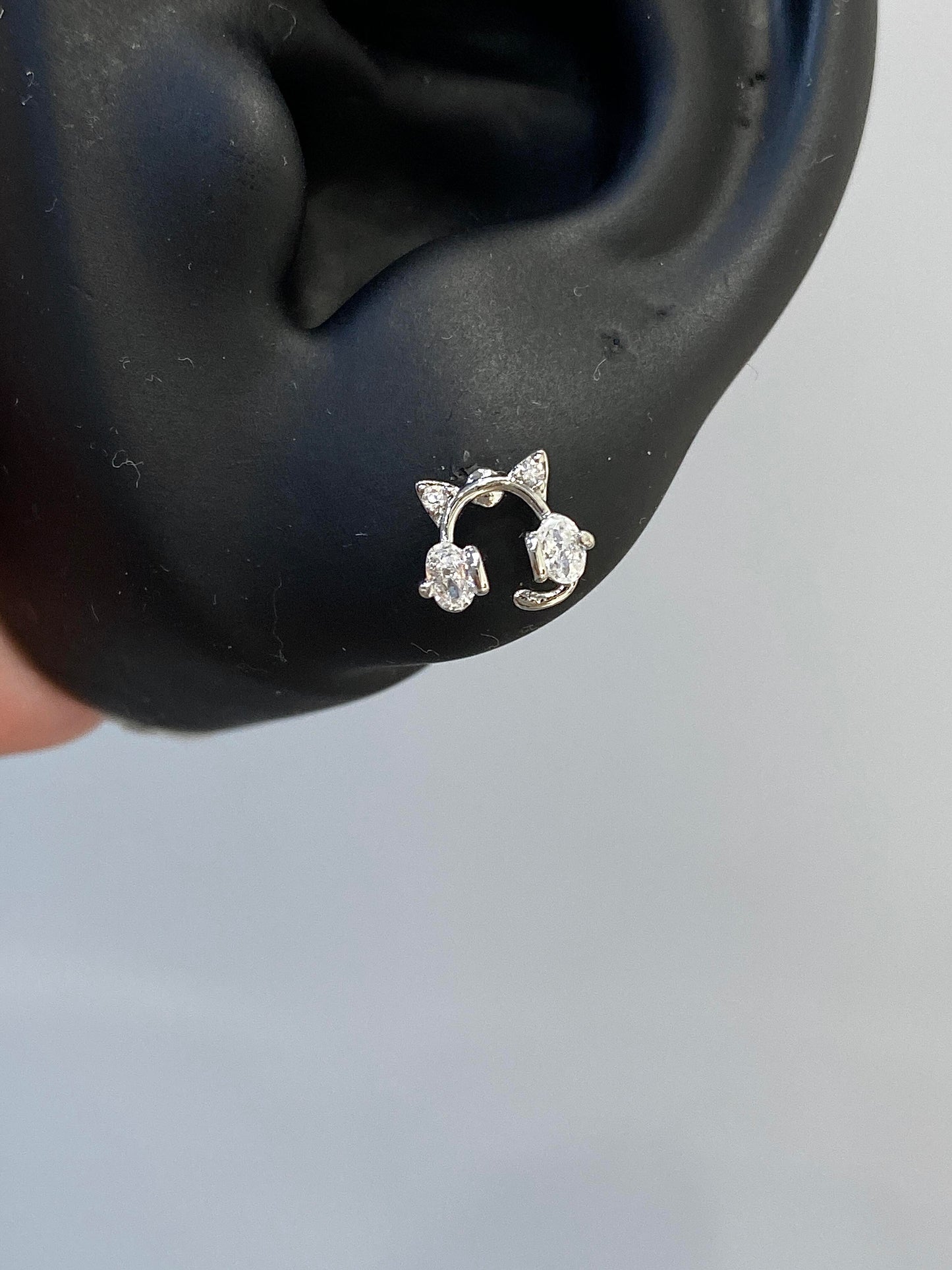 Kitty Headphones Helix Earrings
