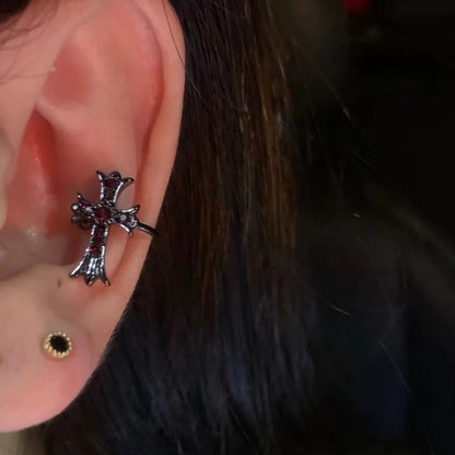 Nyxfang Cuff Conch Earrings
